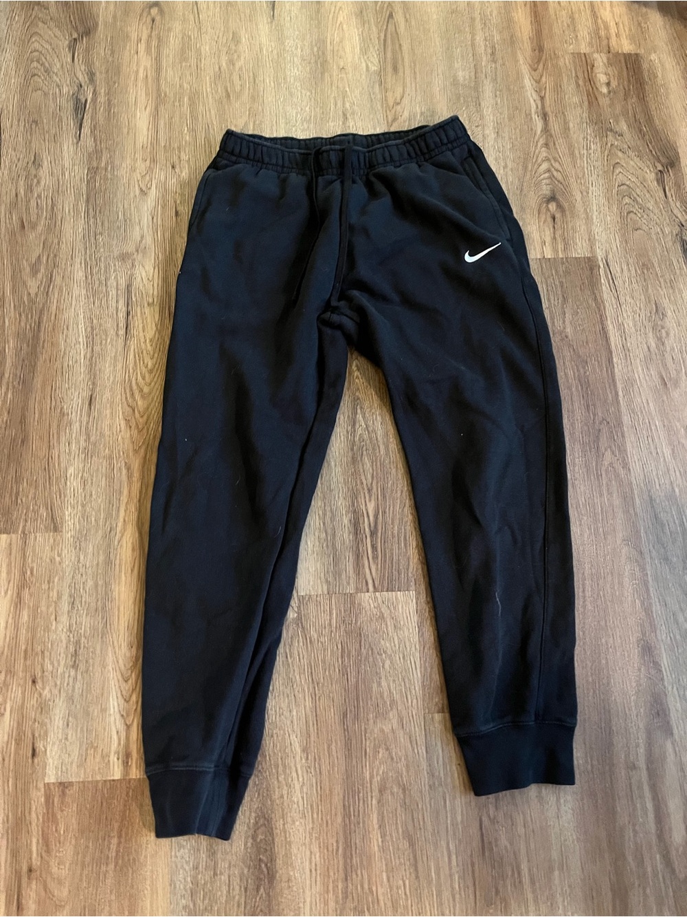 GUC Nike Sportswear Women's Club Fleece Mid-Rise Joggers black